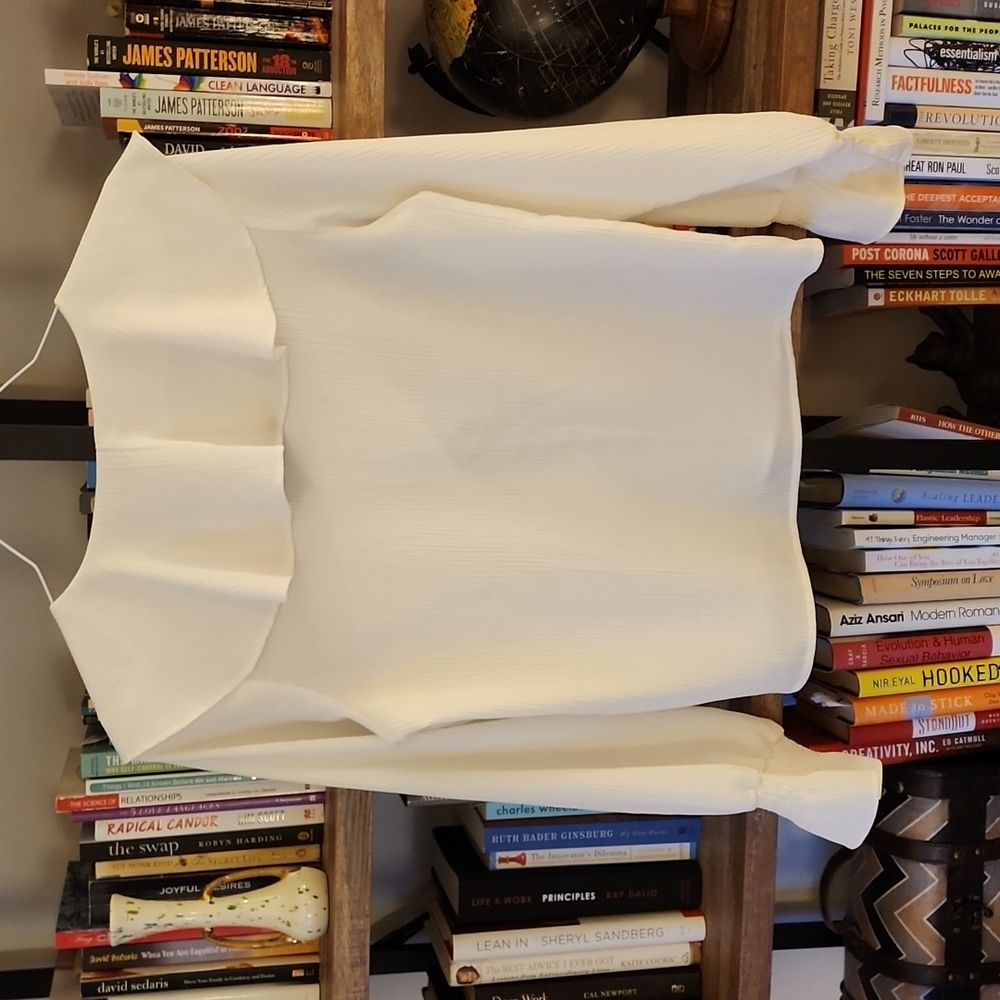 Ruffled blouse - Picture 5 of 7